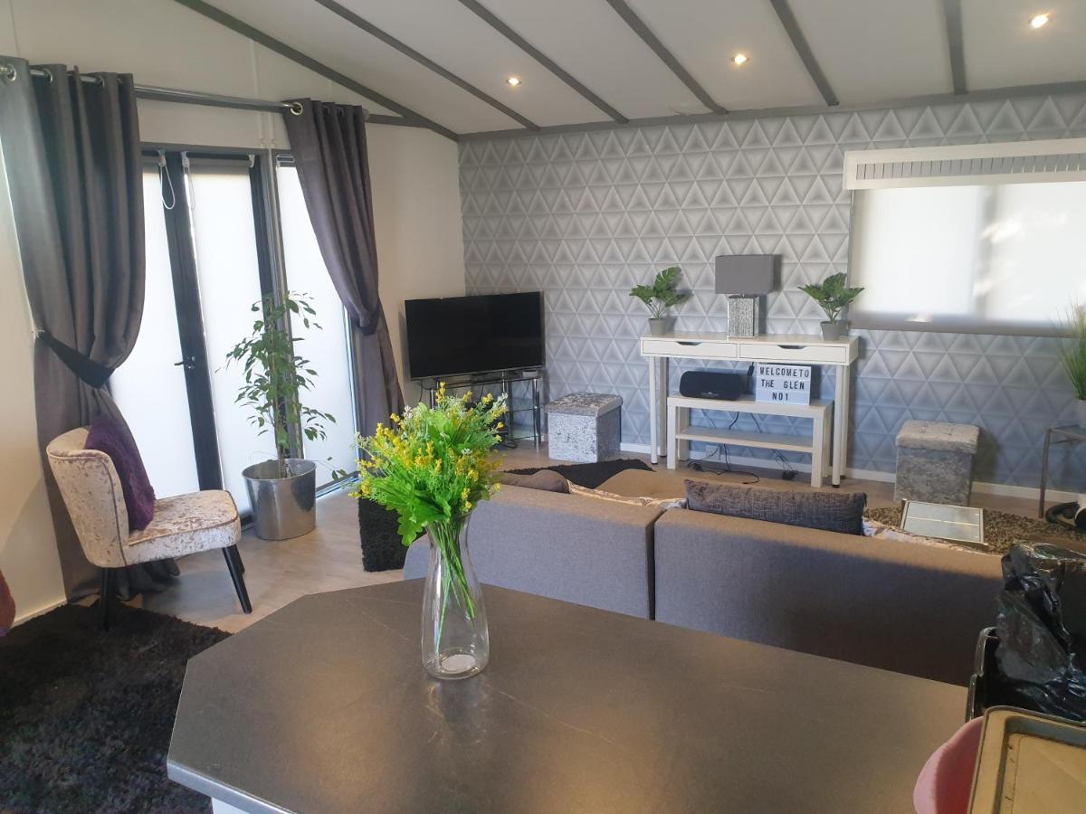 Отель No 1 The Glen Port Seton Экстерьер фото